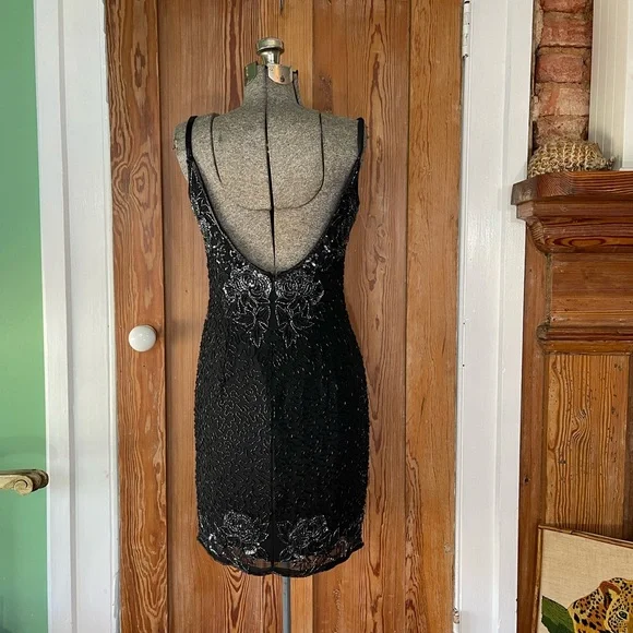Vintage Cache Beaded Cocktail Dress – Glam 90s Rose Embellished Mini Sz 8 💛🍄 - Picture 5 of 8